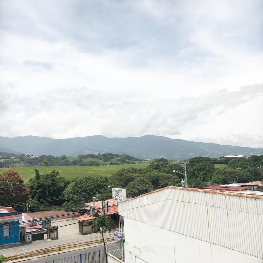 Apartotel Oro San Antonio De Belen Esterno foto